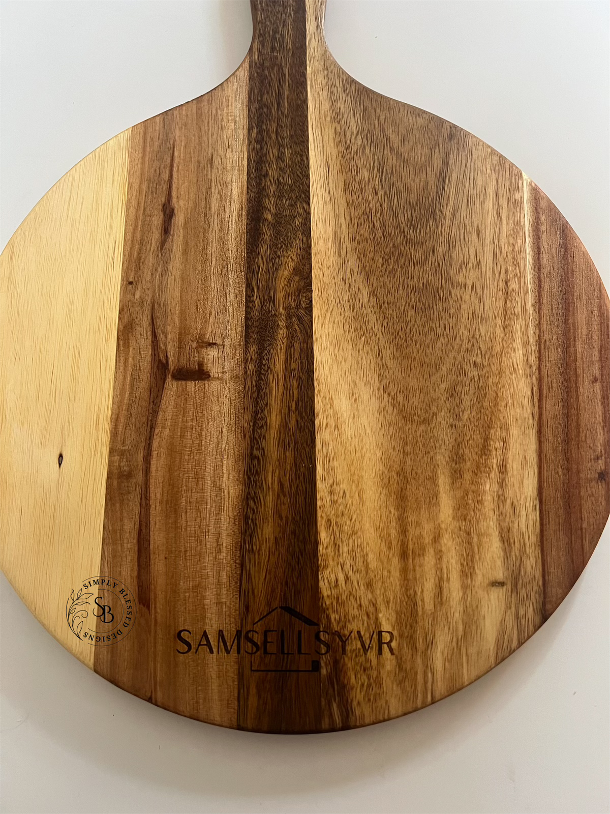 Round Acacia Board