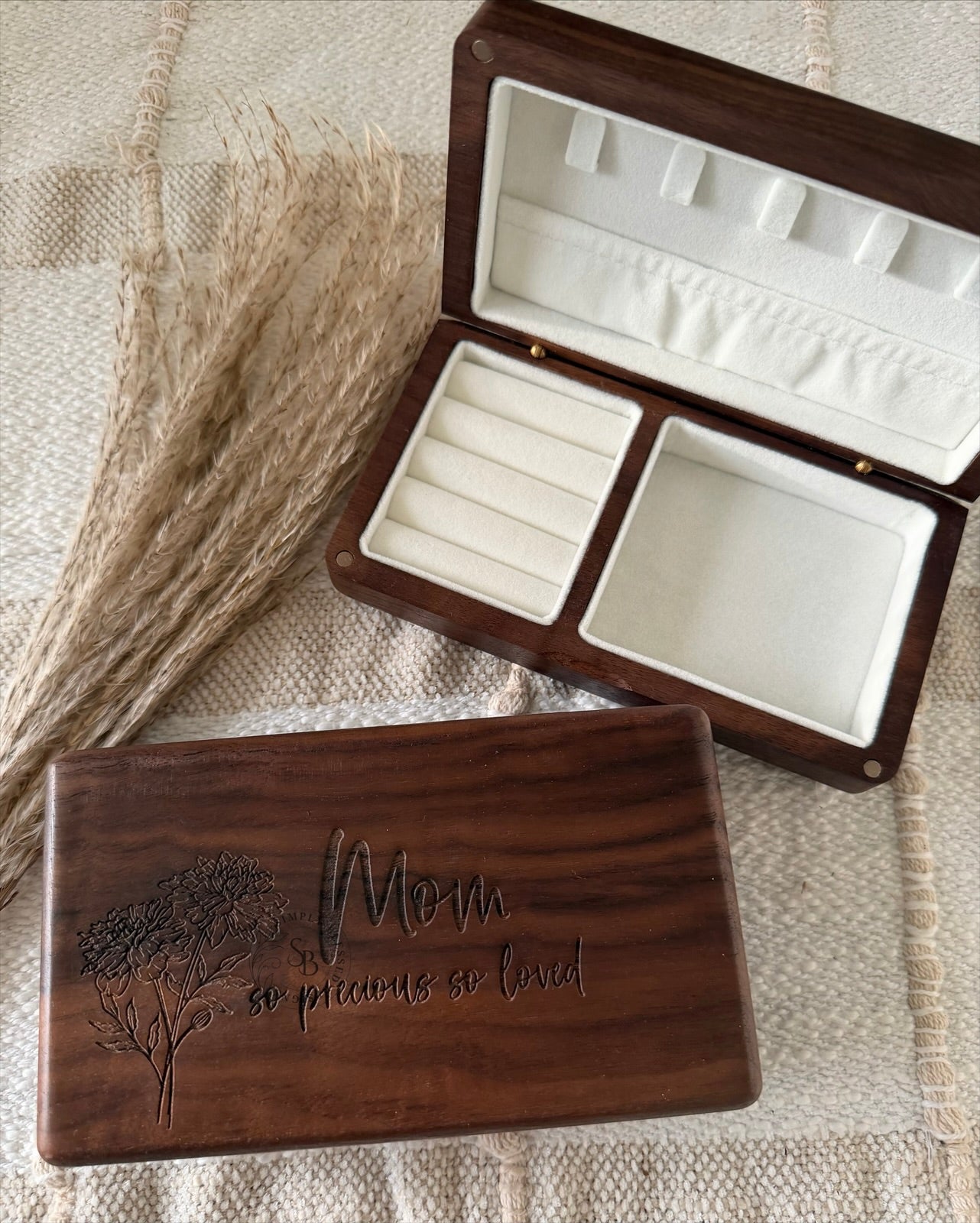 Personalized Birth Flower Jewelry Box